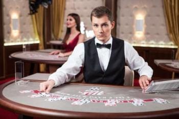 Live Online Casinos – Enjoy the Thrill to Bet & Interact With Live Dealers
